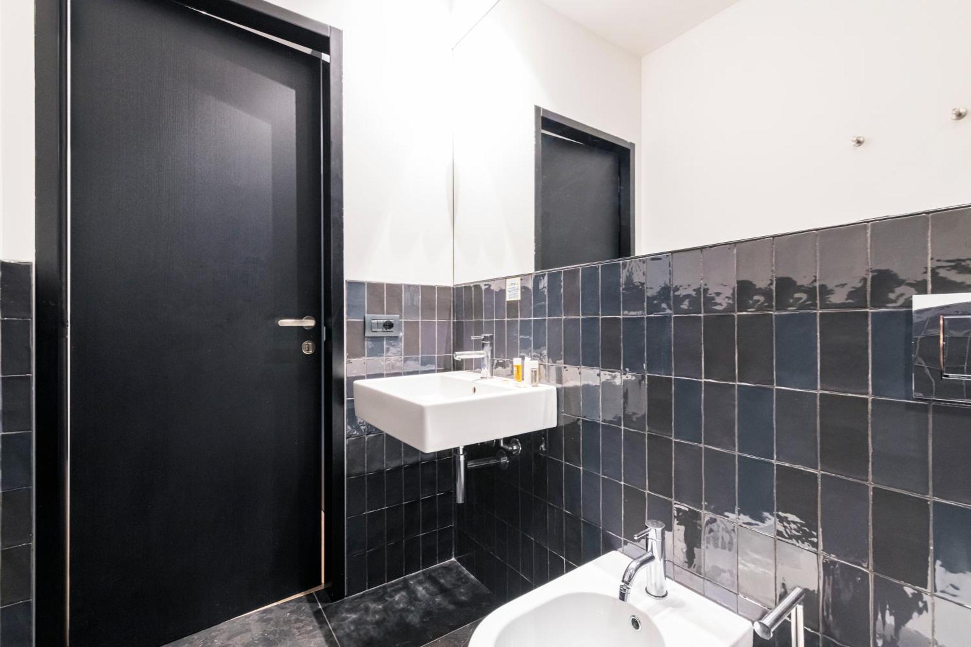 Easylife - Accogliente Monolocale In Corso Magenta Milan